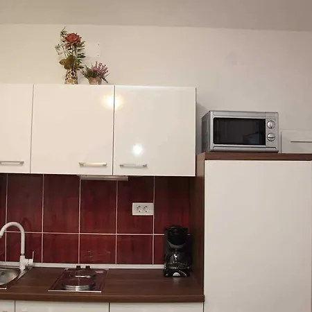 Apartman Dolores *